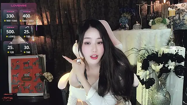 Alice-777's Webcam Show