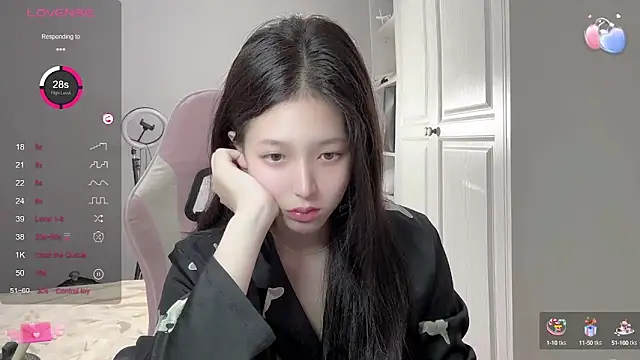 美女YaYa-521在线直播