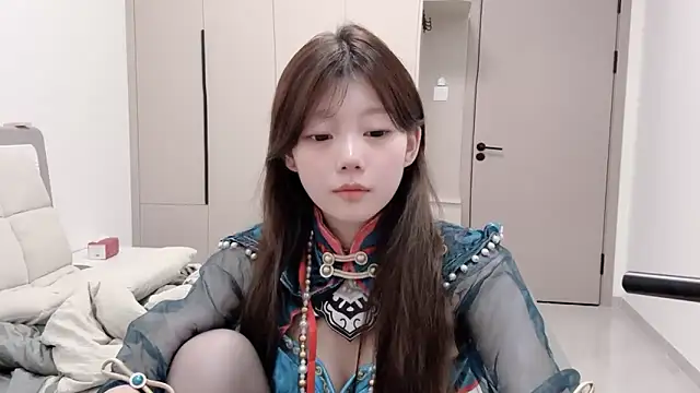 美女yang-yang-yang在线直播