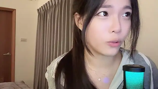 美女Qaz42799在线直播