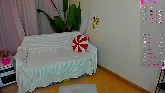 Nina_Deville's Webcam Show