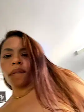 Ary___coral555's Webcam Show