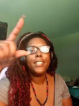 Oya999IAM's Webcam Show