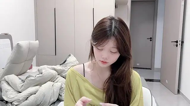 美女yang-yang-yang在线直播