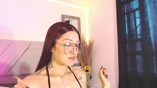 Anna_belly's Webcam Show