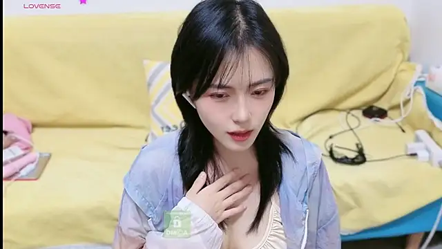 美女ll33456在线直播