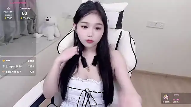 美女Yue-520在线直播