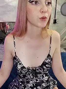 Luna-Fever Live Sex Cams