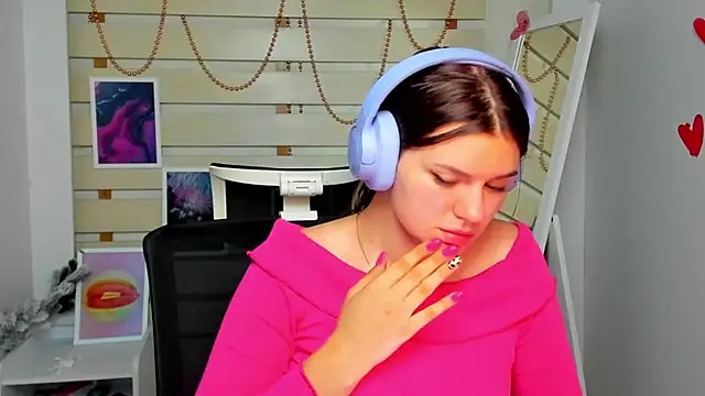 Josephine_Kiss