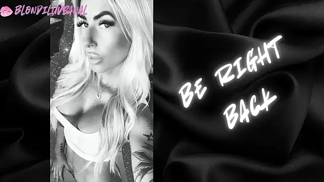 blondiluvsanal's Webcam Show