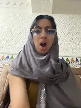 Noura69's Webcam Show