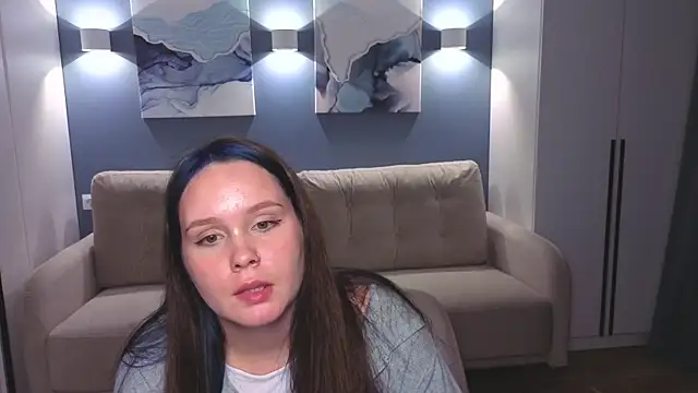 miki_miki_cutie_'s Webcam Show