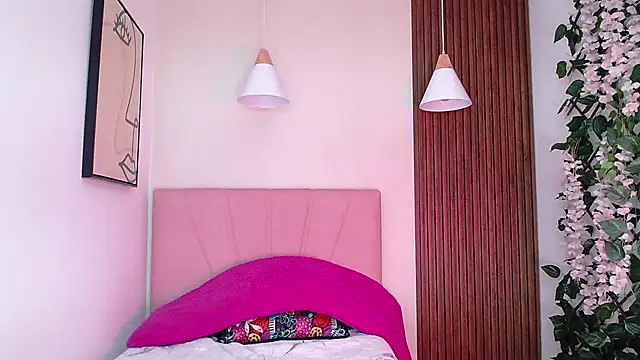 Coral_Lise's Webcam Show