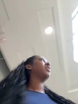 Your_Paris' Webcam Show