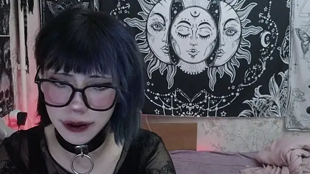 baby_lunatique Webcam-Show