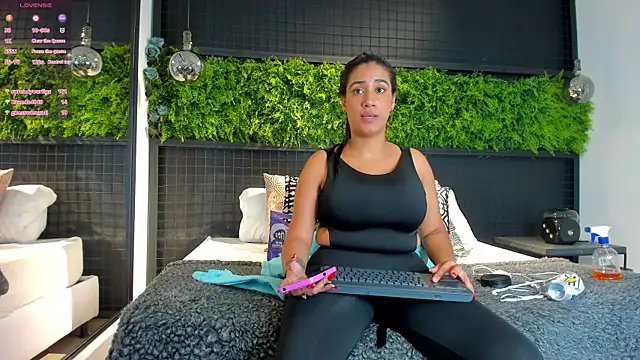 Samantha_hotly Live Sex Cams