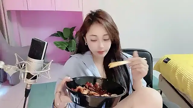 美女Daisy-77在线直播