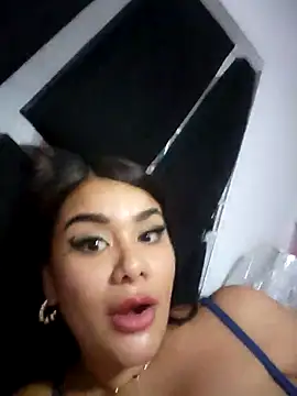 Insane_Issa's Webcam Show