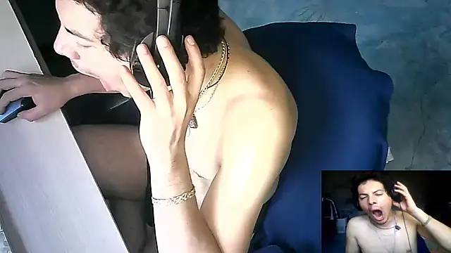 DOMINANT_EAGLE Show di sesso, in cam, in diretta