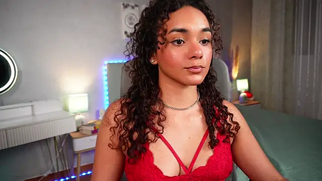 Taylor_Tina's Live XXX Chat