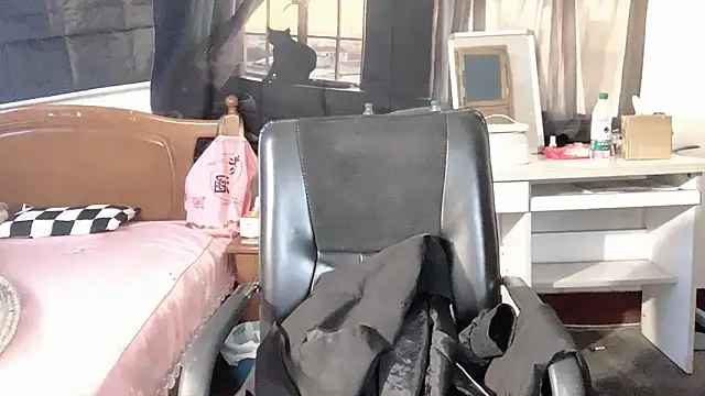 美女vivibaby2586在线直播