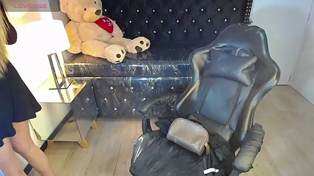 Kitty_fox_b Live Sex Cams