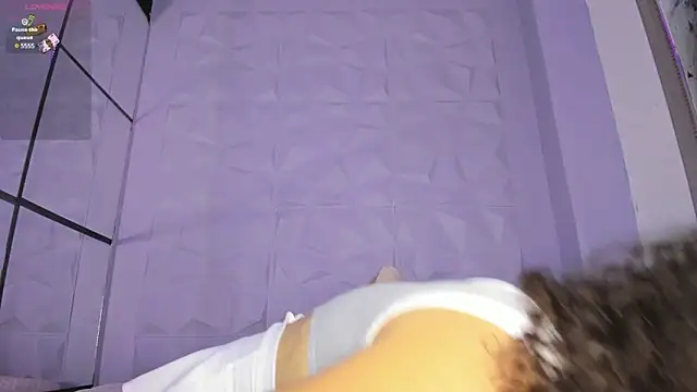 _LittleLia's Live XXX Chat