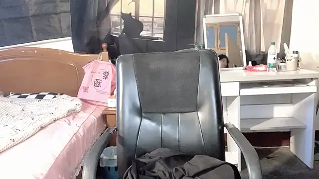 美女vivibaby2586在线直播
