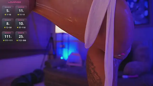 HannahW_'s Webcam Show