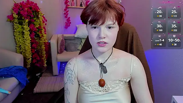 DreamyLuna Live Sex Cams