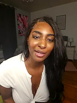 GoddessDDlynn's Webcam Show