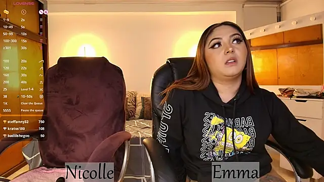 _Emma11's Live XXX Chat