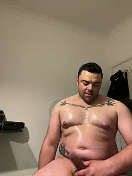UKHusbandUK's Webcam Show