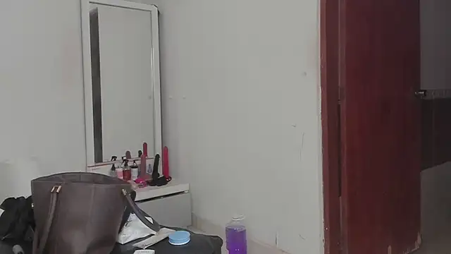 Alhana_pulido's Webcam Show