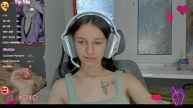 _Nika_Kik Live Sex Cams