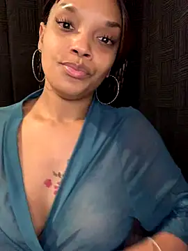 Rakiyahcharms' Webcam Show