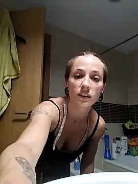 LaPeque-17's Webcam Show
