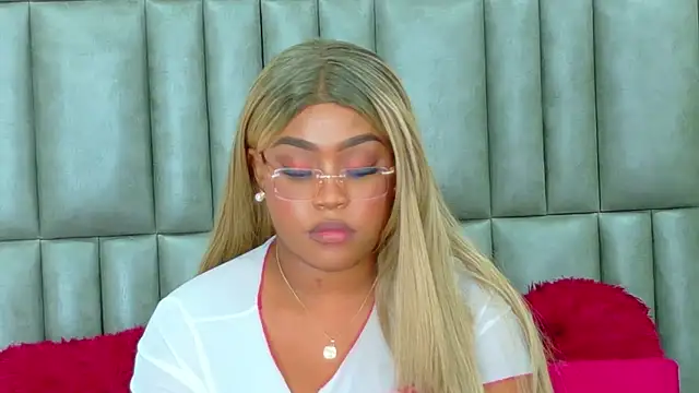 TianahGlow Live Sex Cams