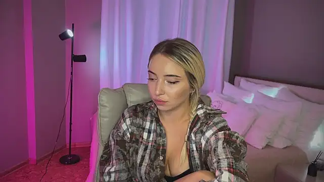 OhMyEmma's Webcam Show