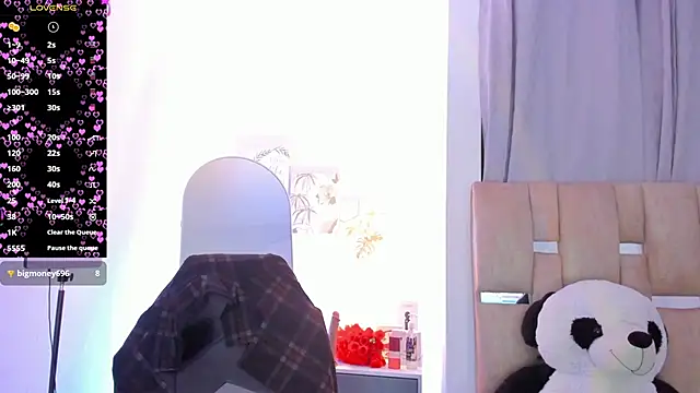Emma_033's Webcam Show