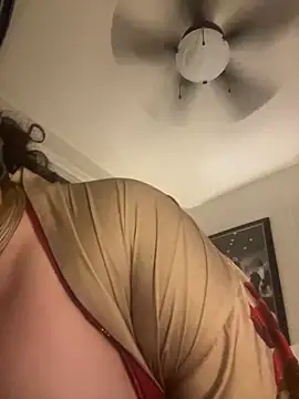 holyeroticss' Webcam Show