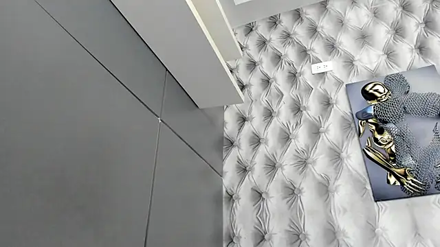 Nicolbreams_'s Webcam Show