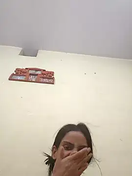pooja8008's Webcam Show