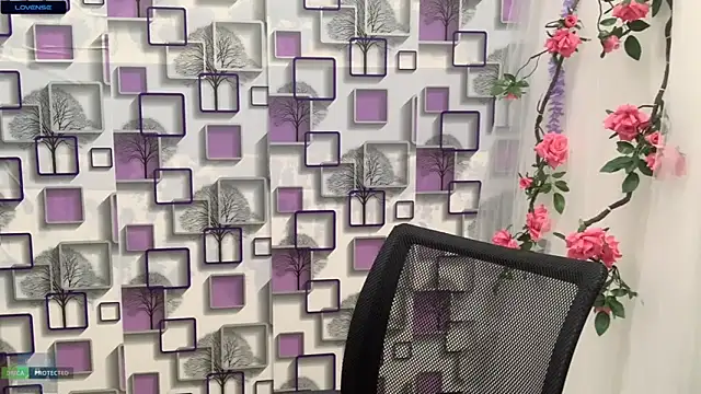 _ROSE_22's Webcam Show