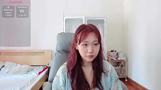 美女MaryH000在线直播