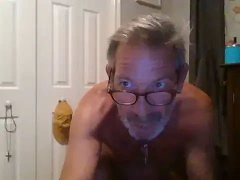 FoxnMouse's Webcam Show
