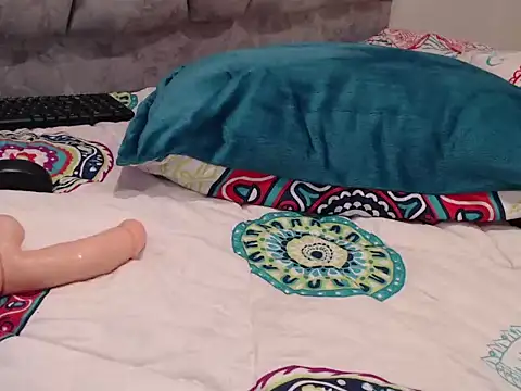 CARRIESAENZZ Live Sex Cams