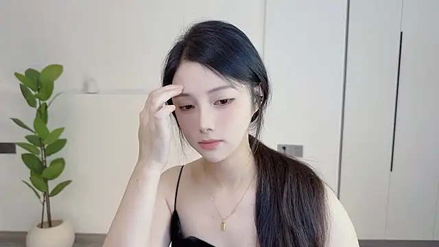 美女HaagenDazs_在线直播