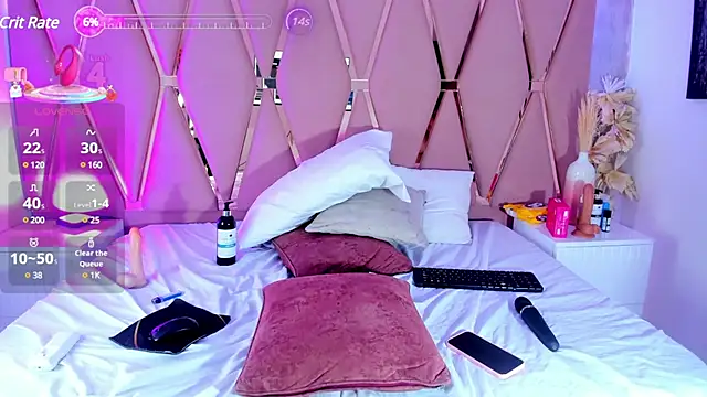 Emily_Black1's Webcam Show
