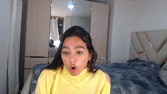 fairylatin222's Webcam Show